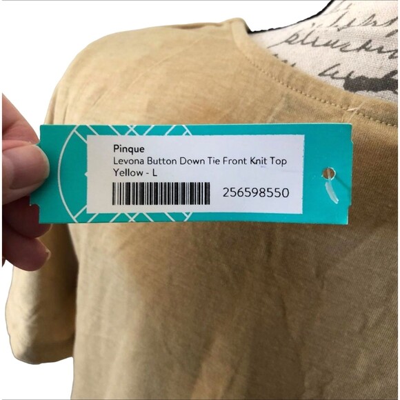 Pinque Tie Front Knit Top LARGE Levona Button Yellow Short Sleeve V-Neck Crop - Picture 8 of 12